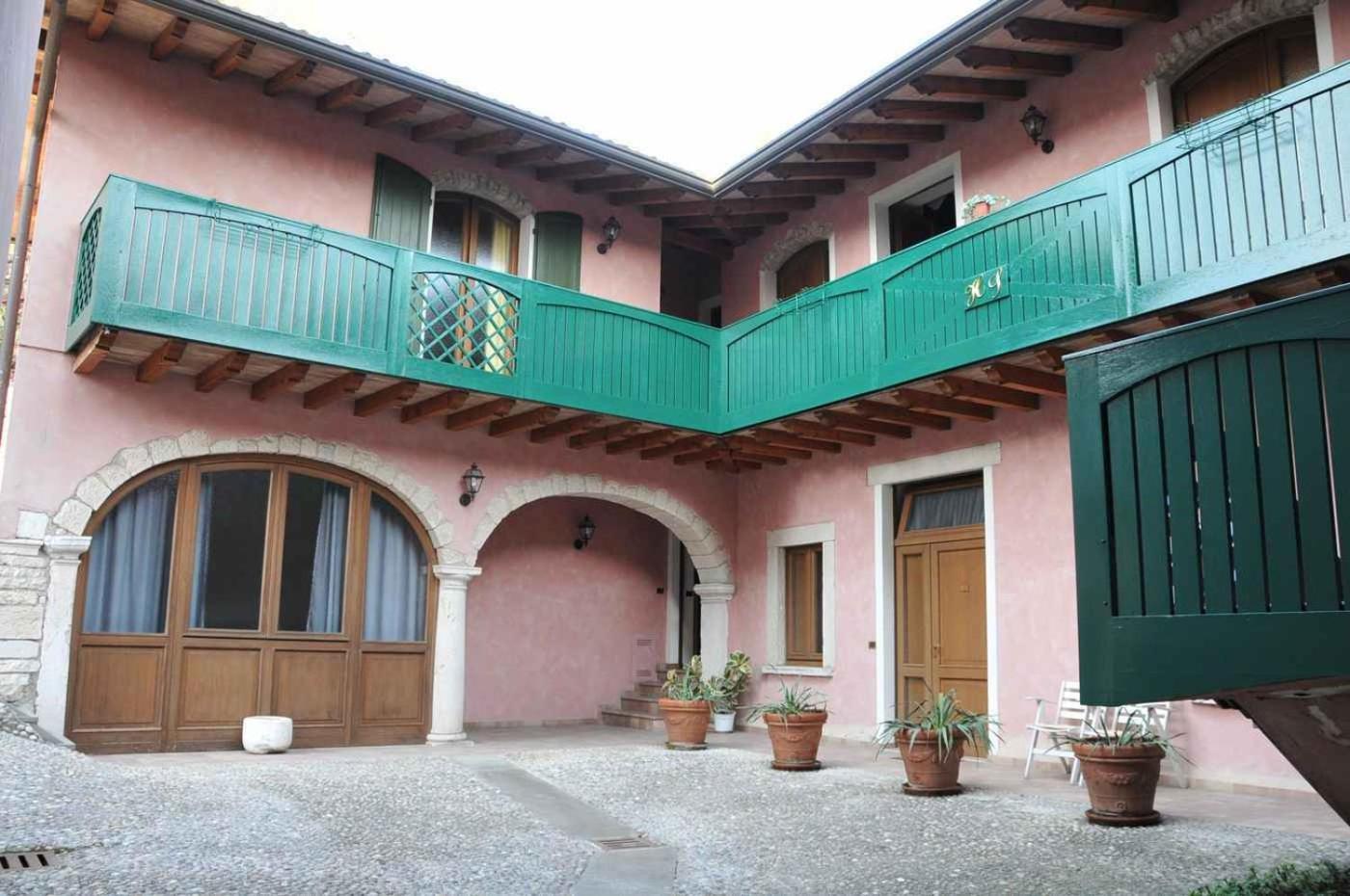 Hotel Sogno Реццато Экстерьер фото