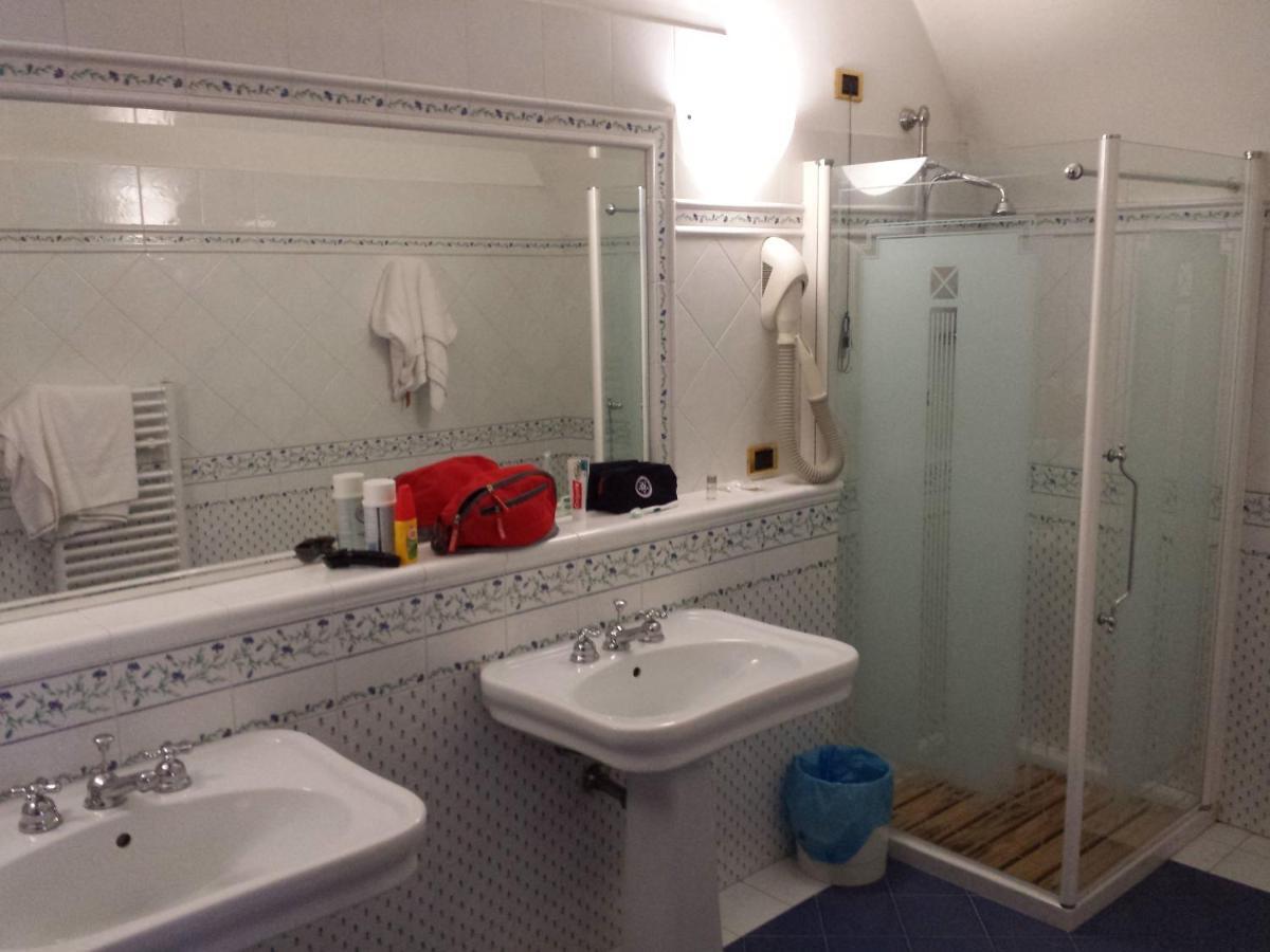 Hotel Sogno Реццато Номер фото